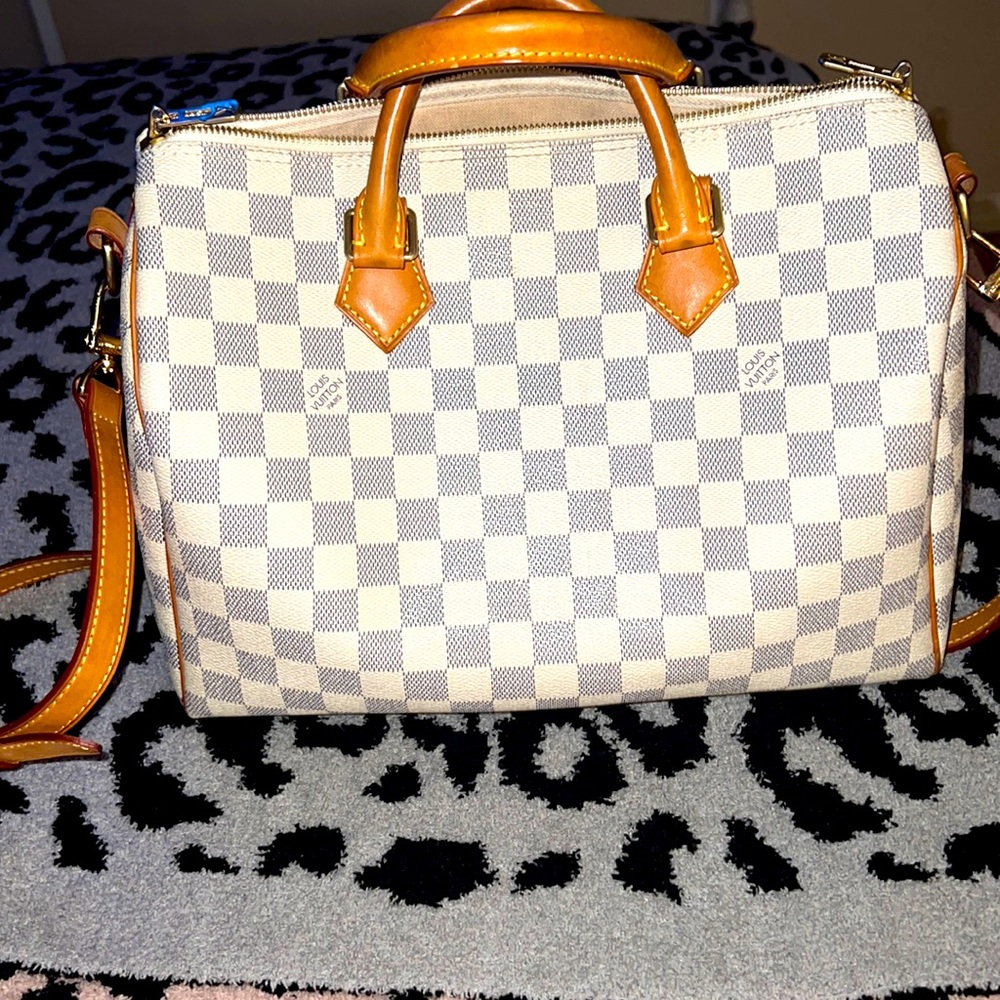 Lv